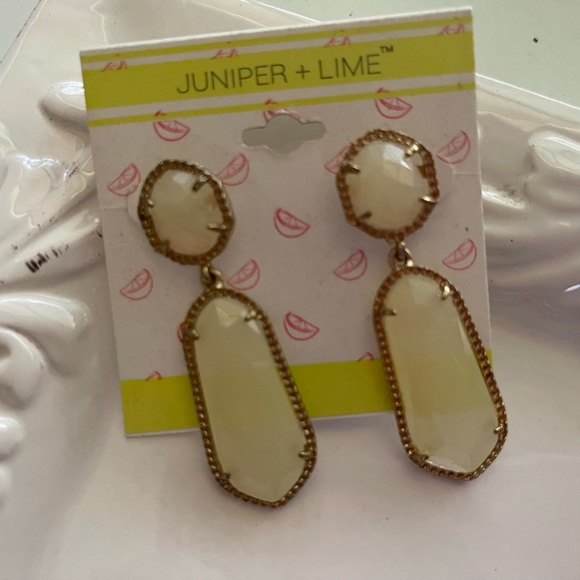 Brand new assorted earrings - Picture 6 of 6